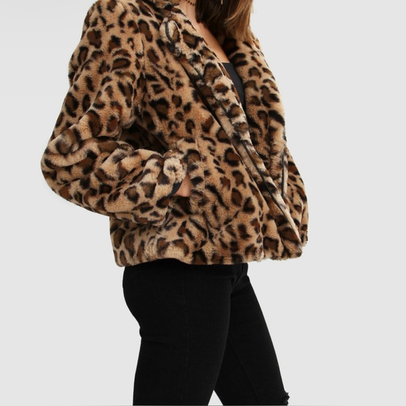 Belle & Bloom Jackets & Blazers - Belle & Bloom
Last Call Leopard Faux Fur Jacket